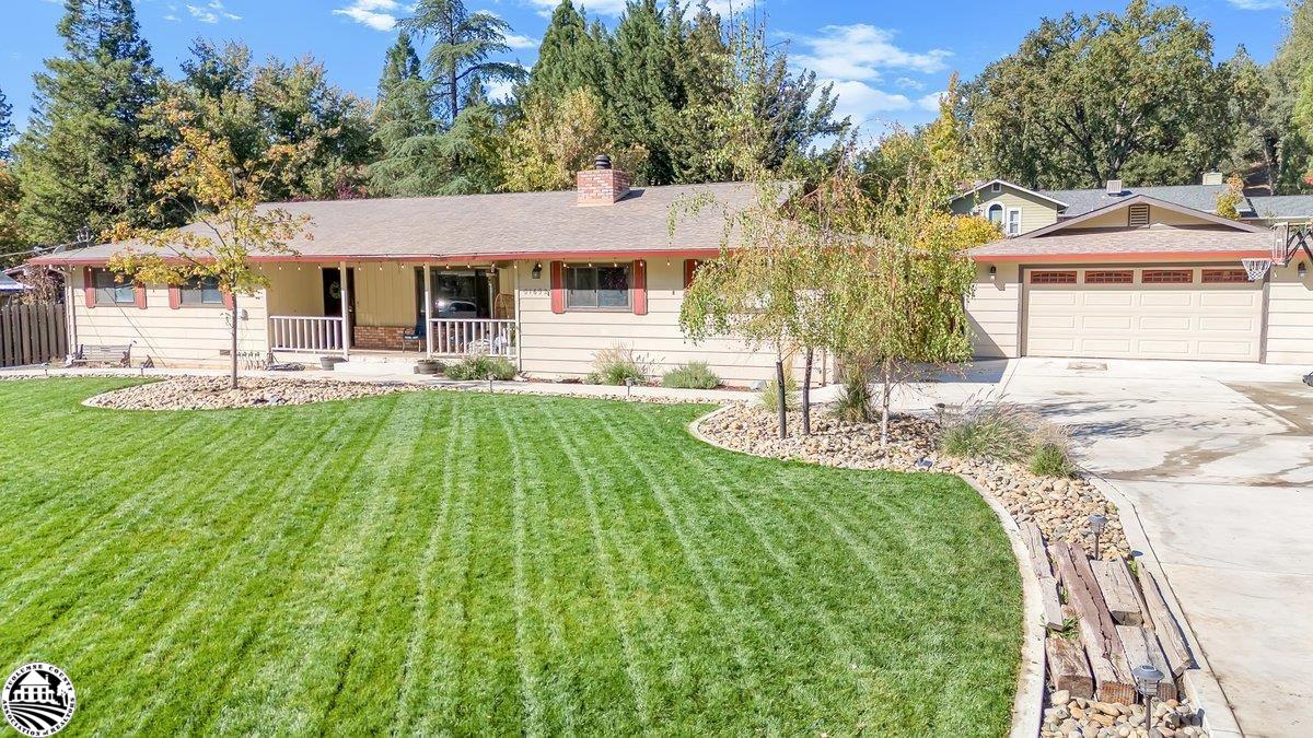 21692 Bellview Creek