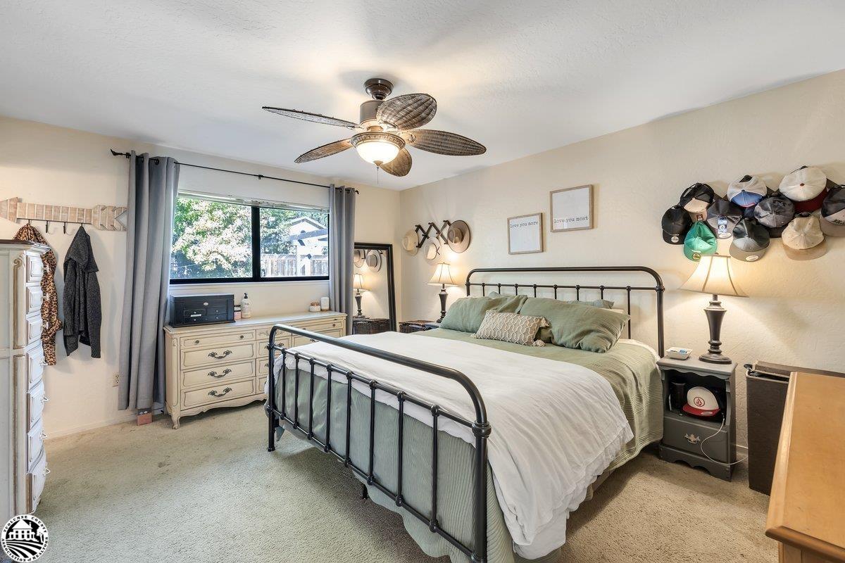 21692 Bellview Creek