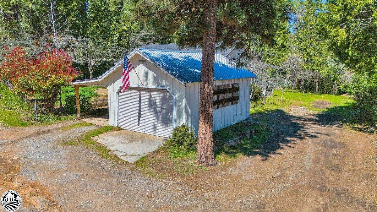 5005 Hillcrest Road