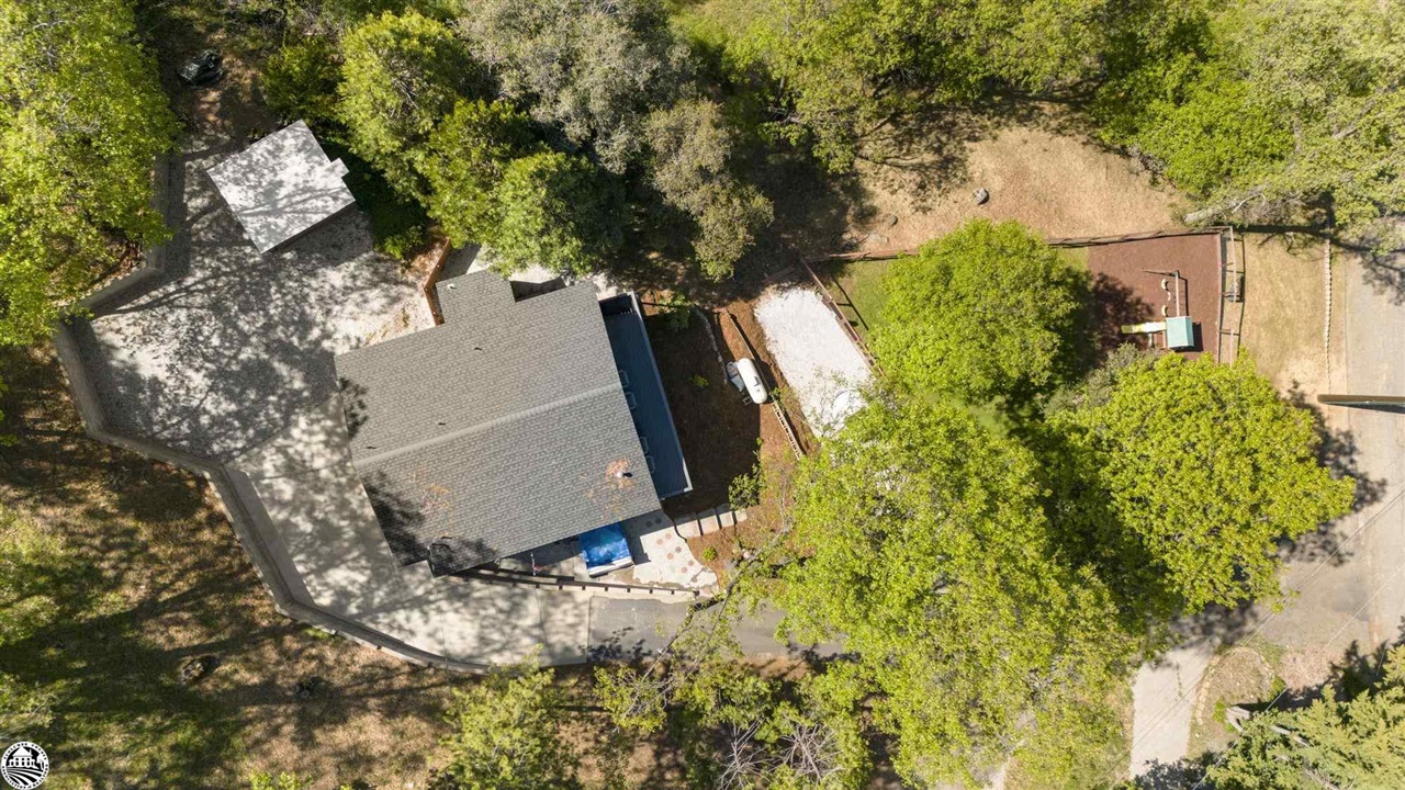 21639 Crystal Lake
