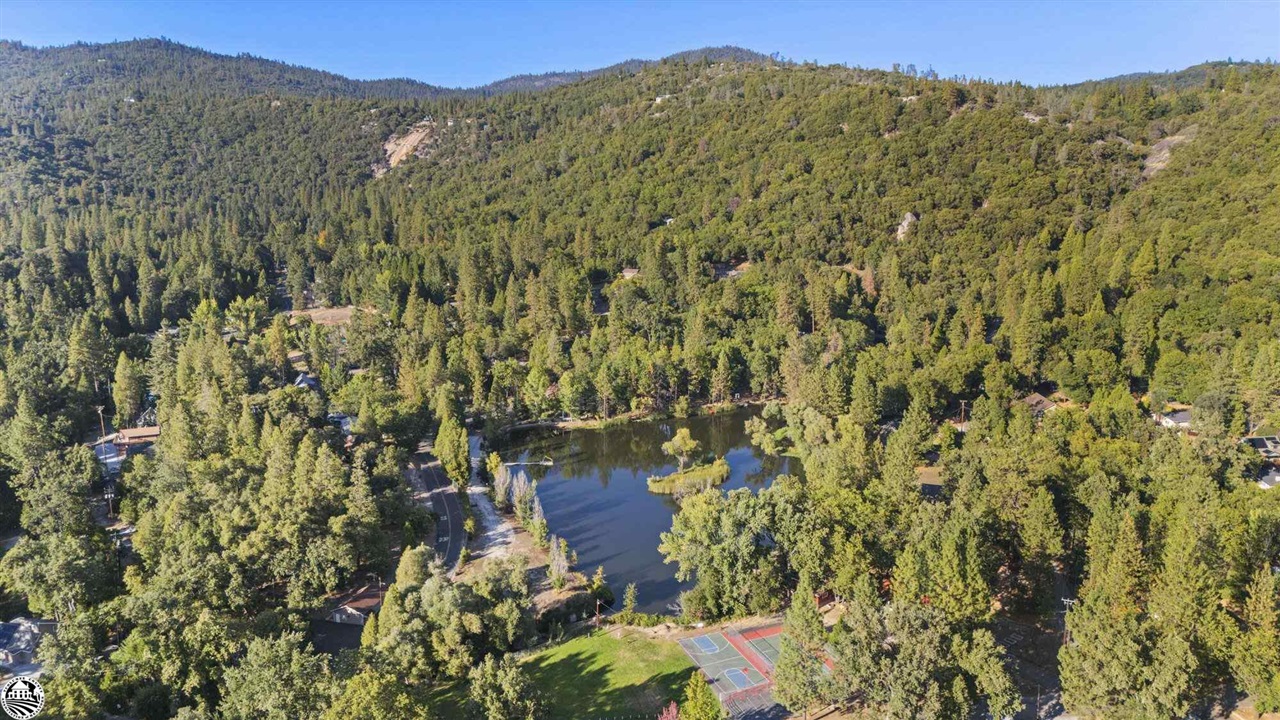 21639 Crystal Lake