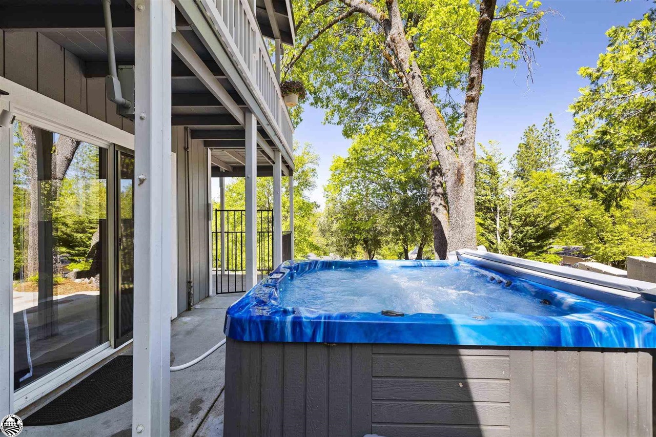 21639 Crystal Lake