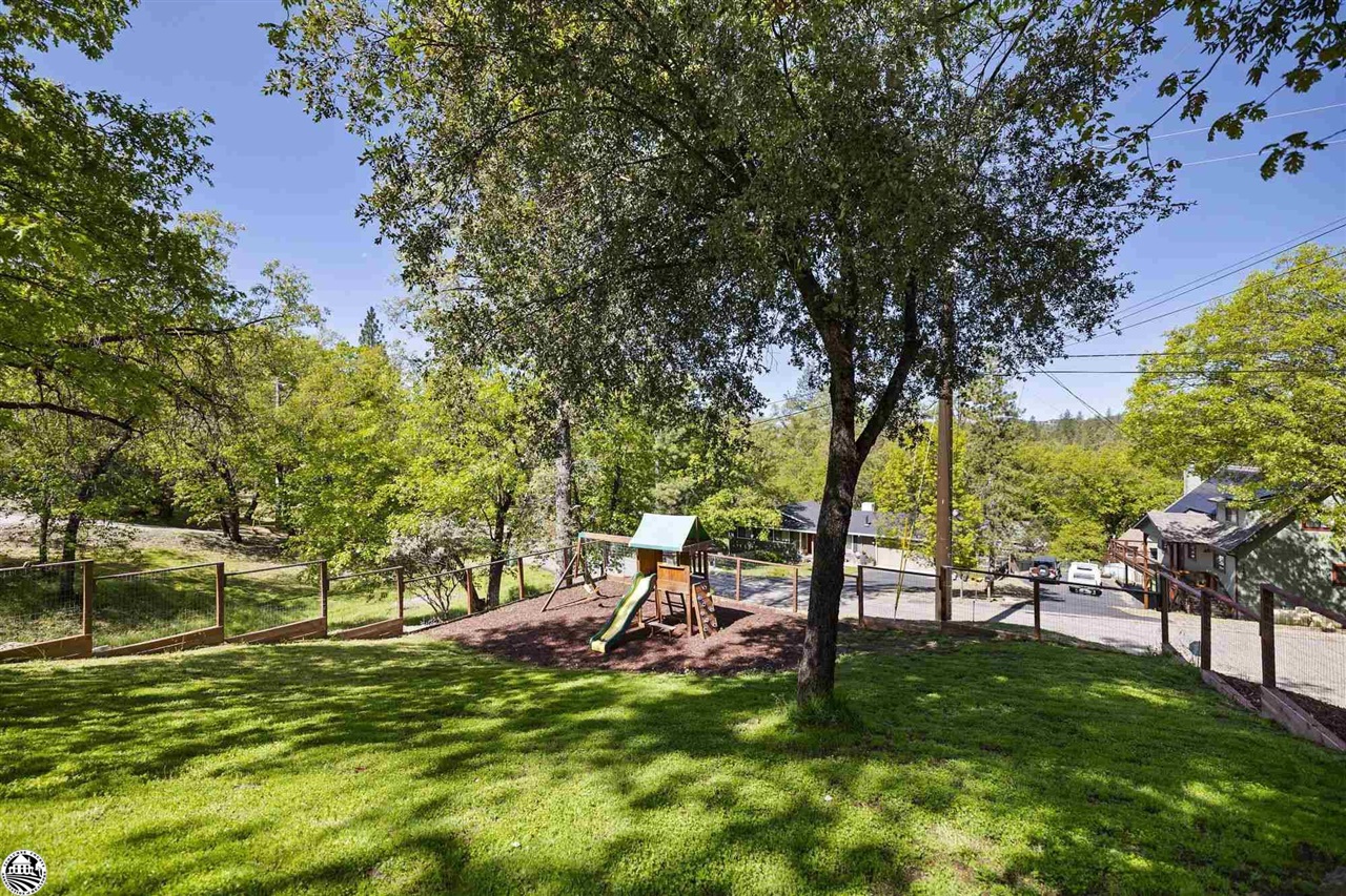 21639 Crystal Lake