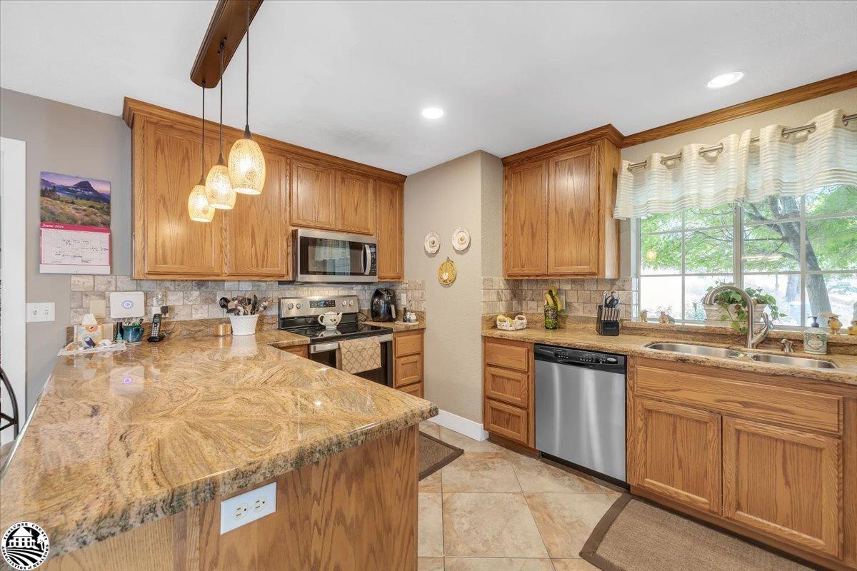 12954 Sunnyhill