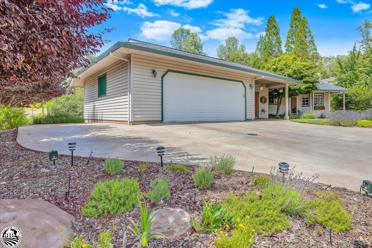 12954 Sunnyhill