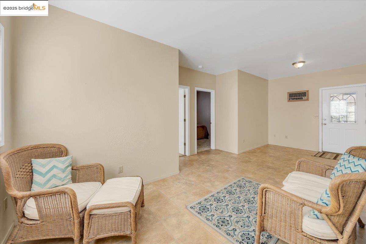 17424 Livermore CT