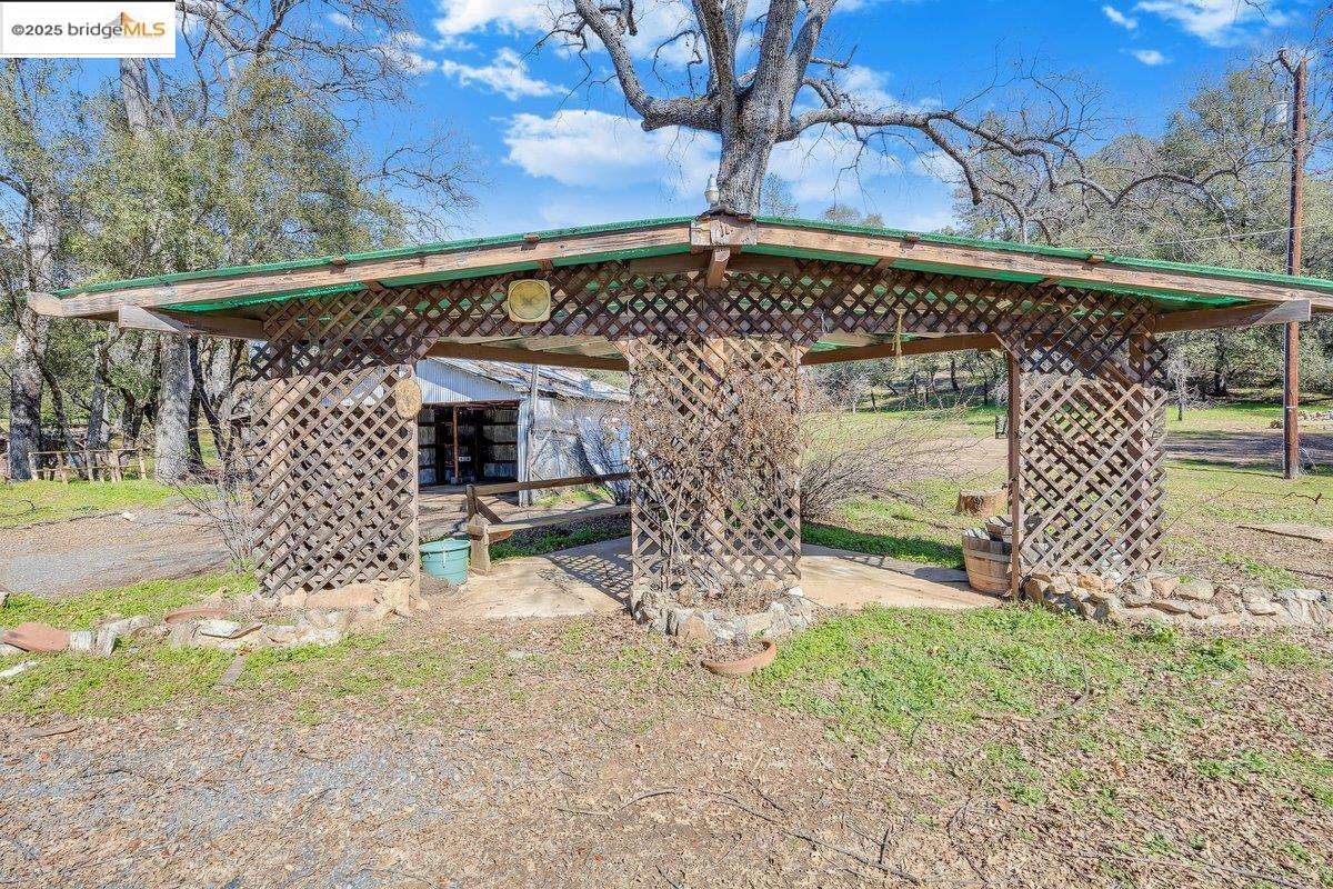 18889 Black Oak Rd