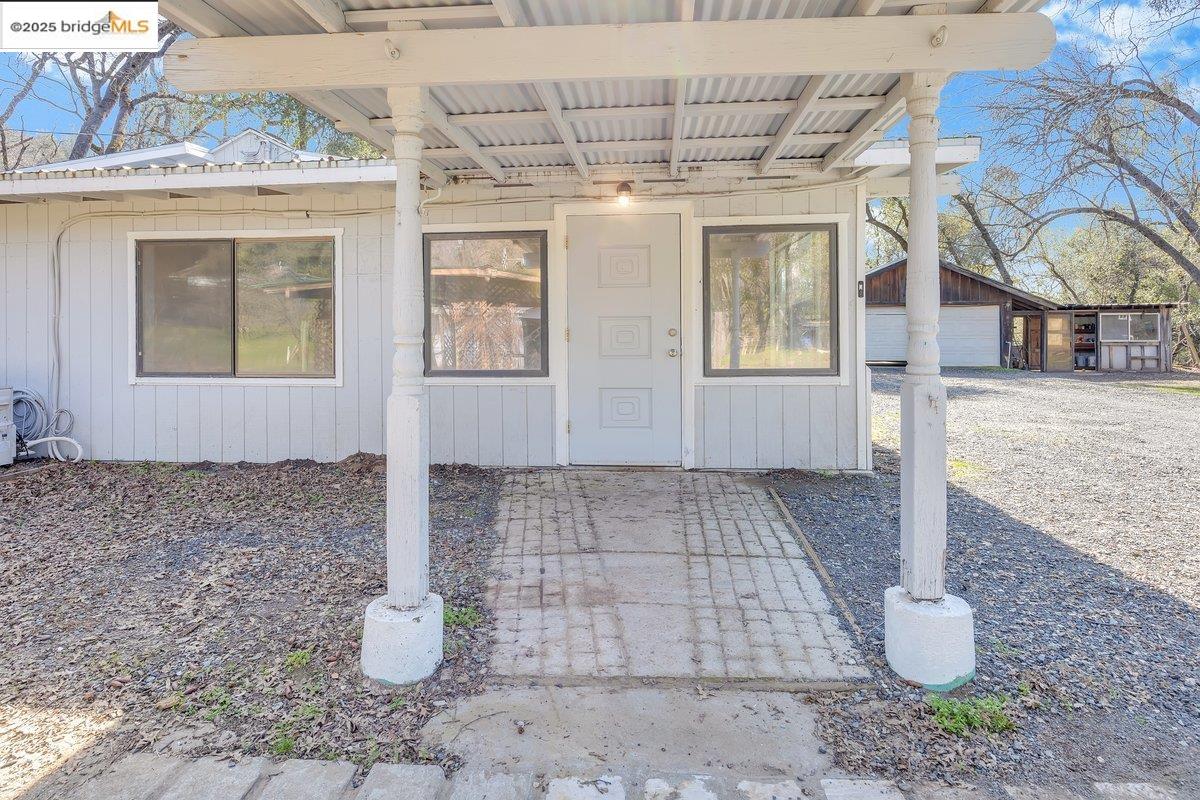18889 Black Oak Rd