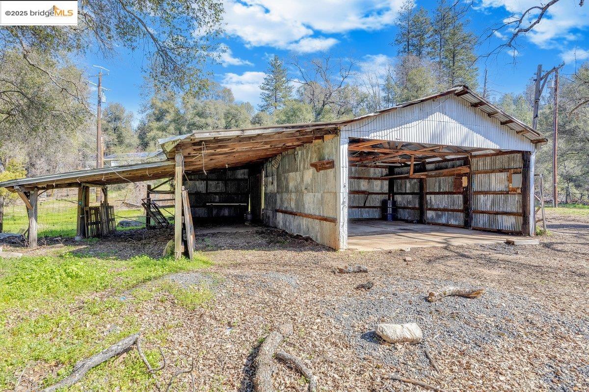 18889 Black Oak Rd