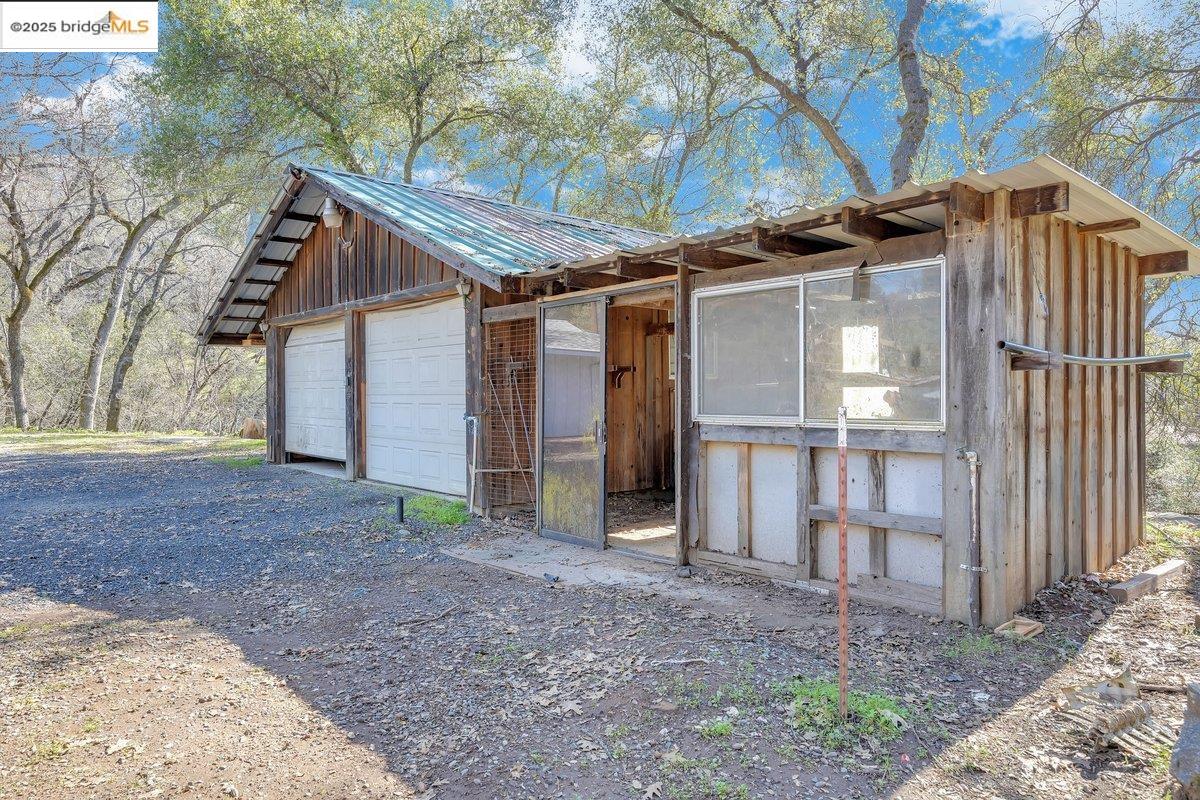 18889 Black Oak Rd