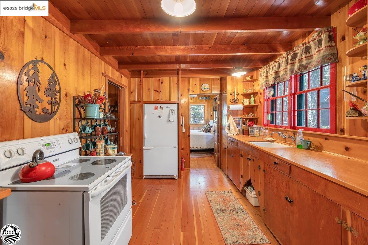 269 Meadowview