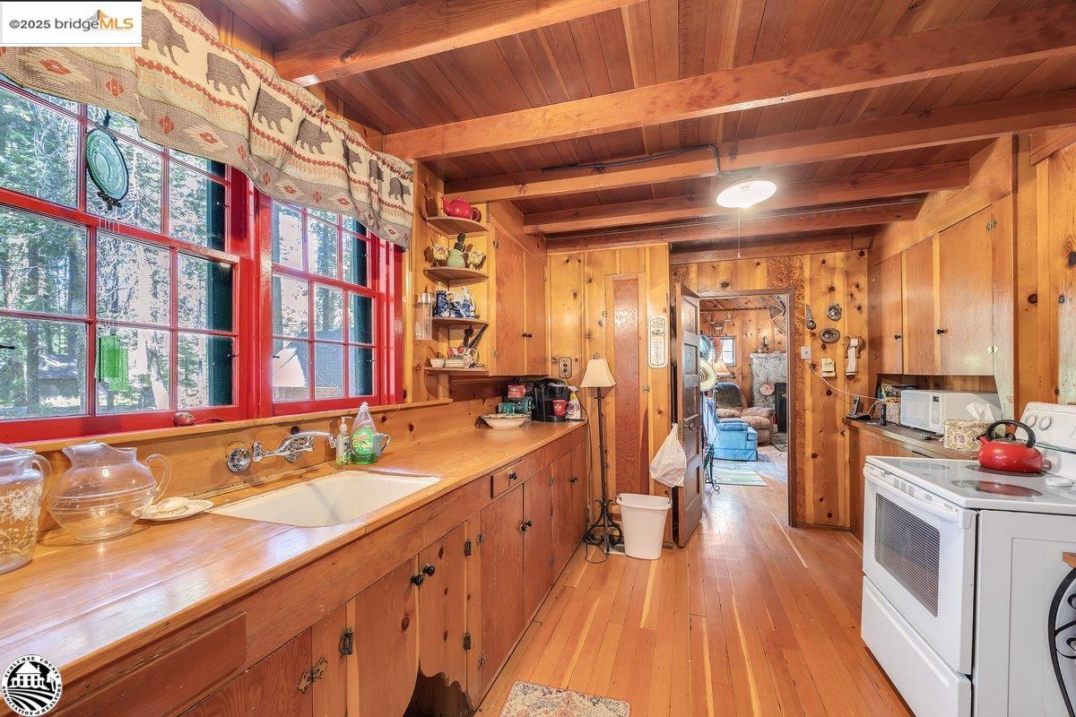 269 Meadowview