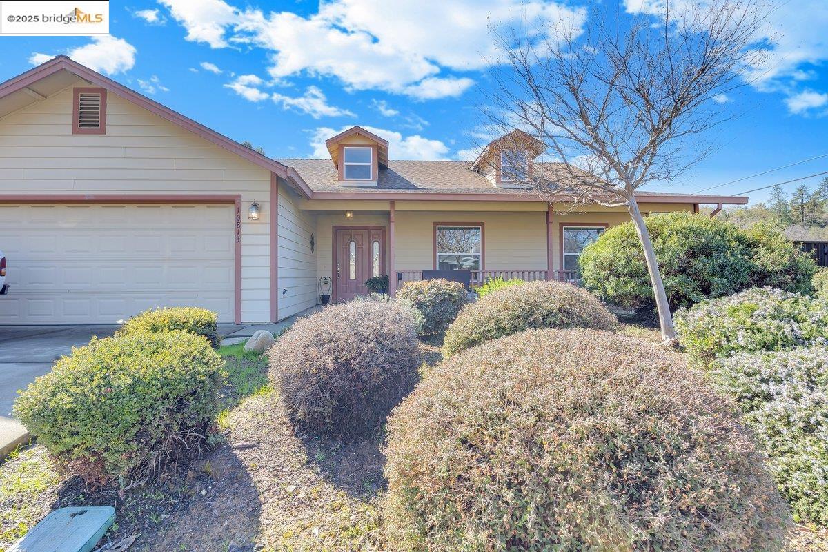 10813 Countryside Ct