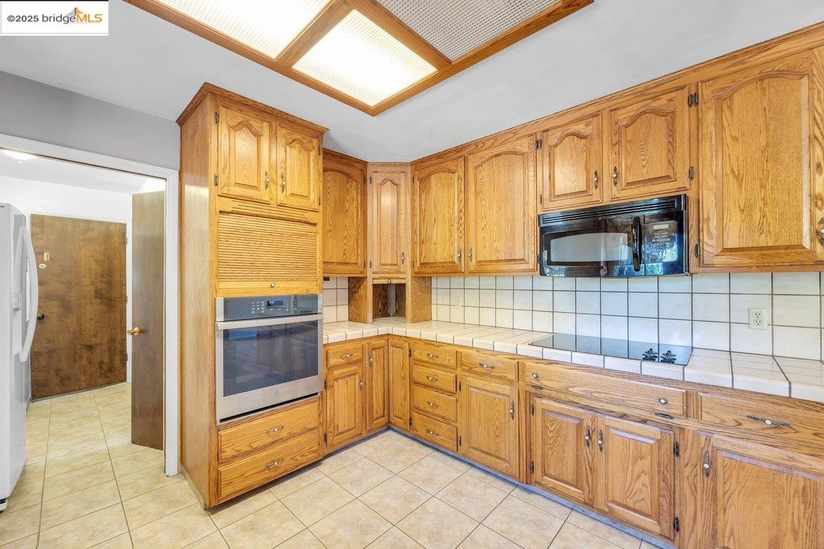 18071 Woodham Carne Rd