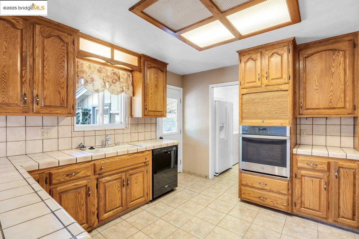 18071 Woodham Carne Rd