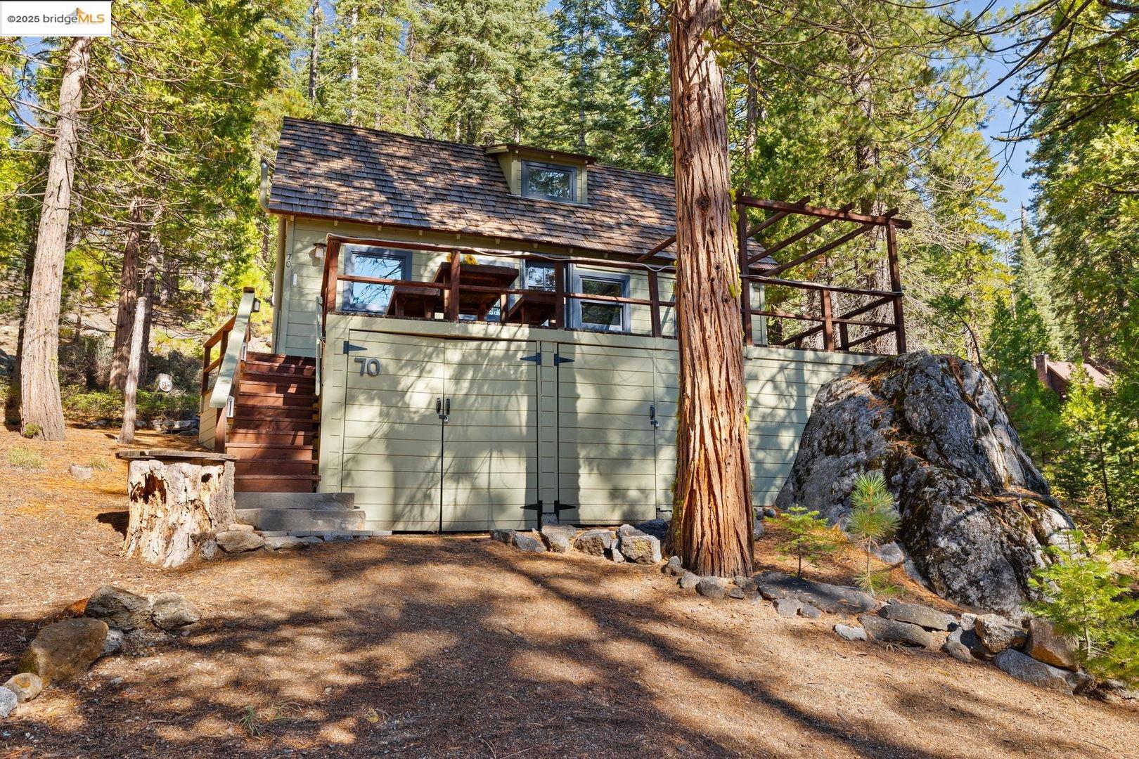 70 Pinecrest Ave