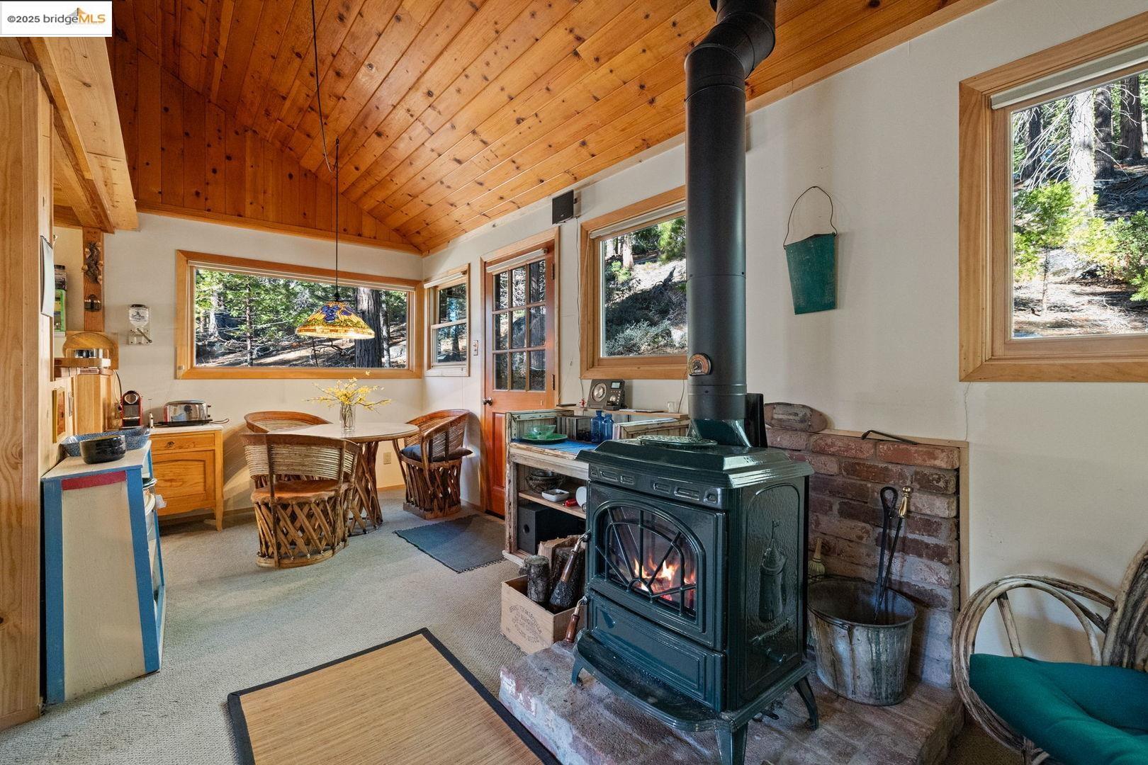 70 Pinecrest Ave