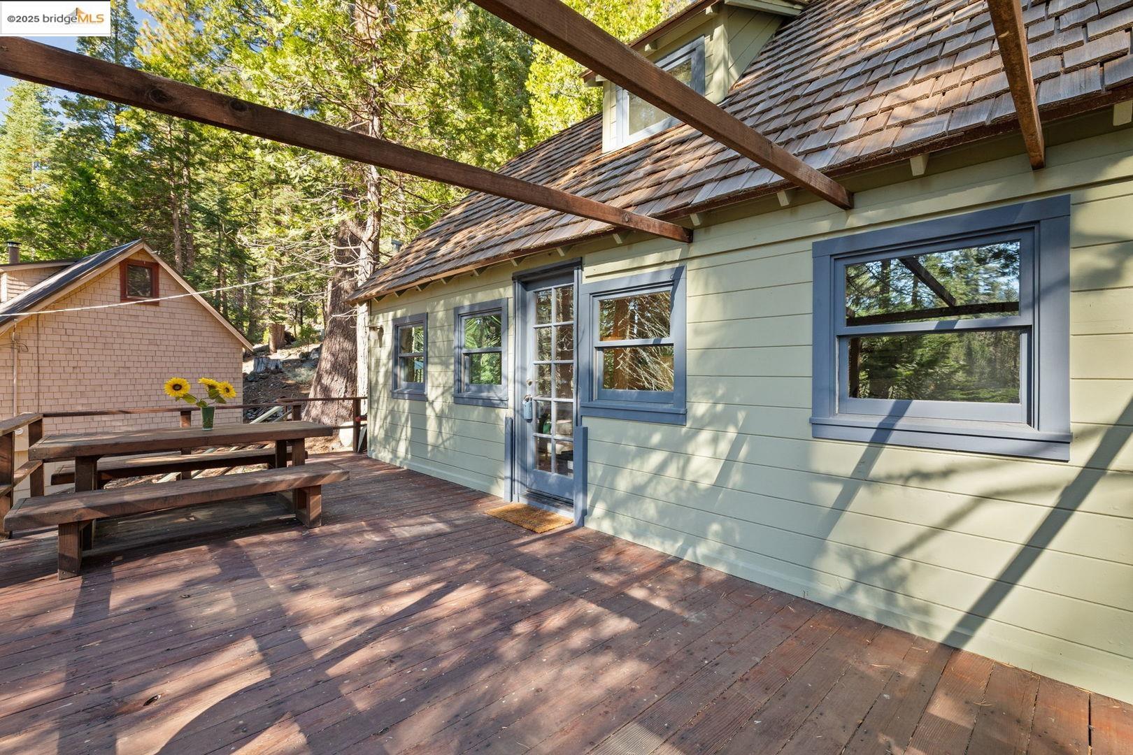 70 Pinecrest Ave