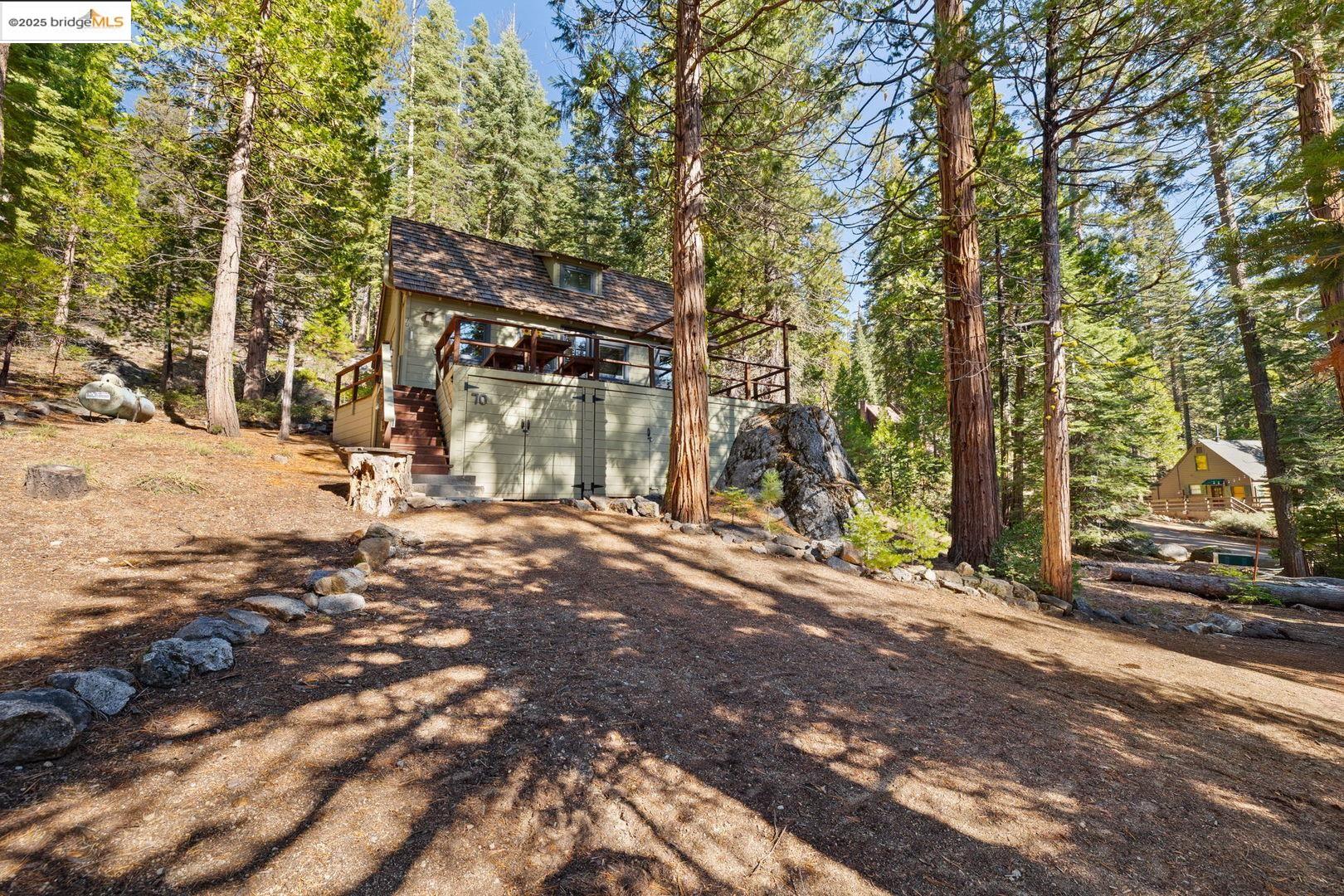 70 Pinecrest Ave