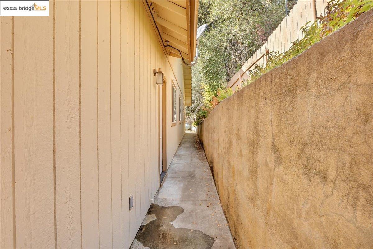 21662 Paseo De Los Portales