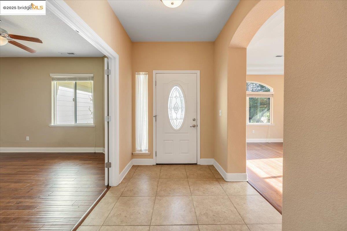 21662 Paseo De Los Portales