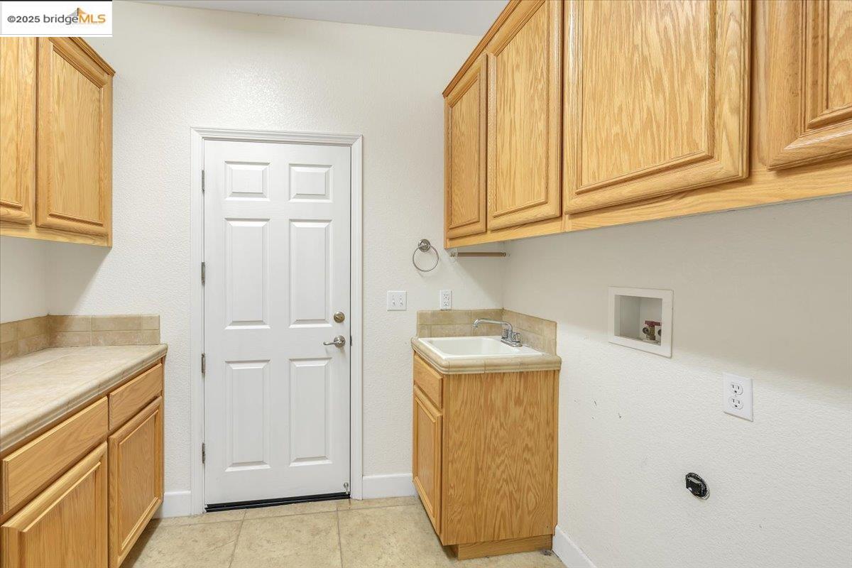 21662 Paseo De Los Portales