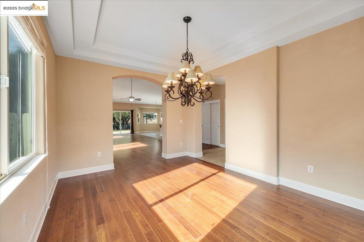 21662 Paseo De Los Portales