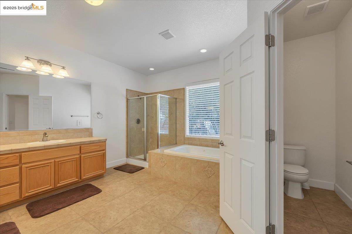 21662 Paseo De Los Portales