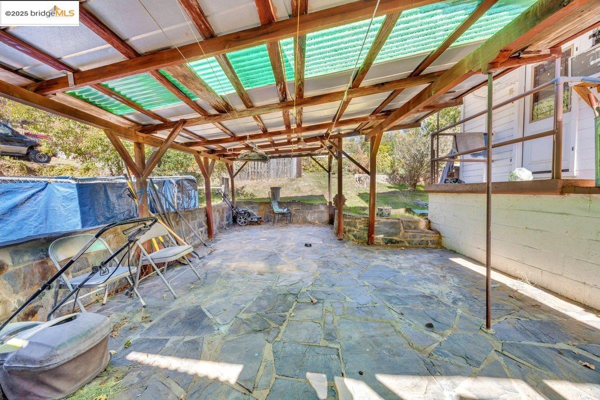 832 Shaws Flat Rd