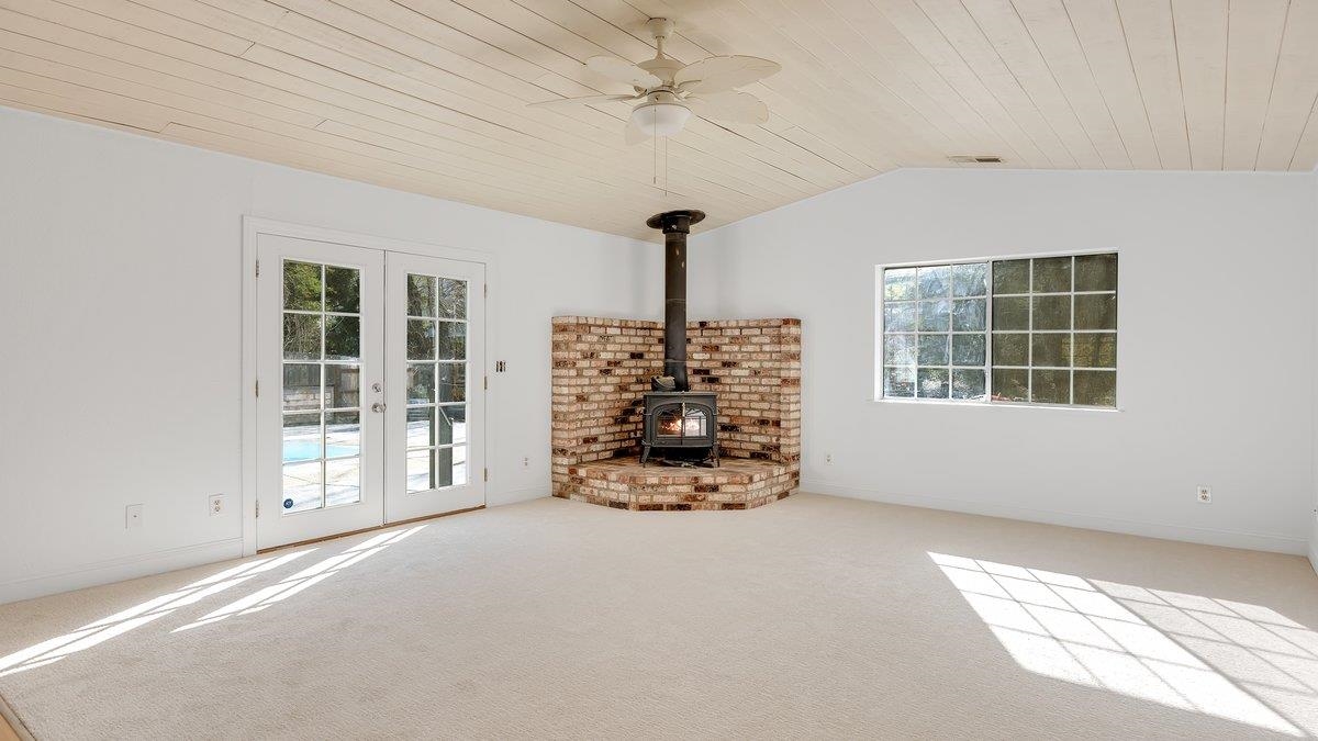 12929 Hollow Dr
