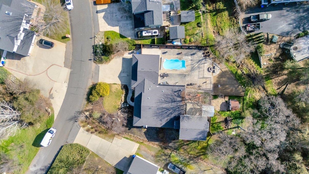 12929 Hollow Dr