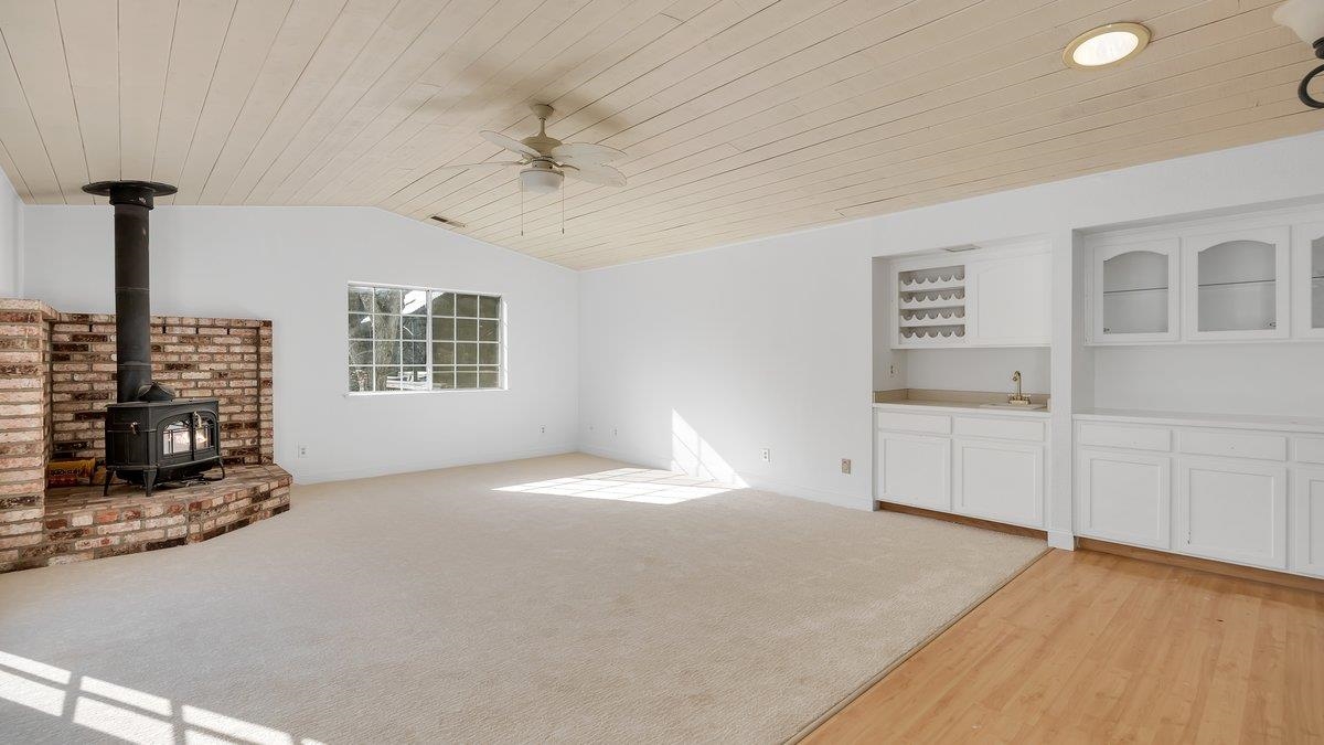 12929 Hollow Dr