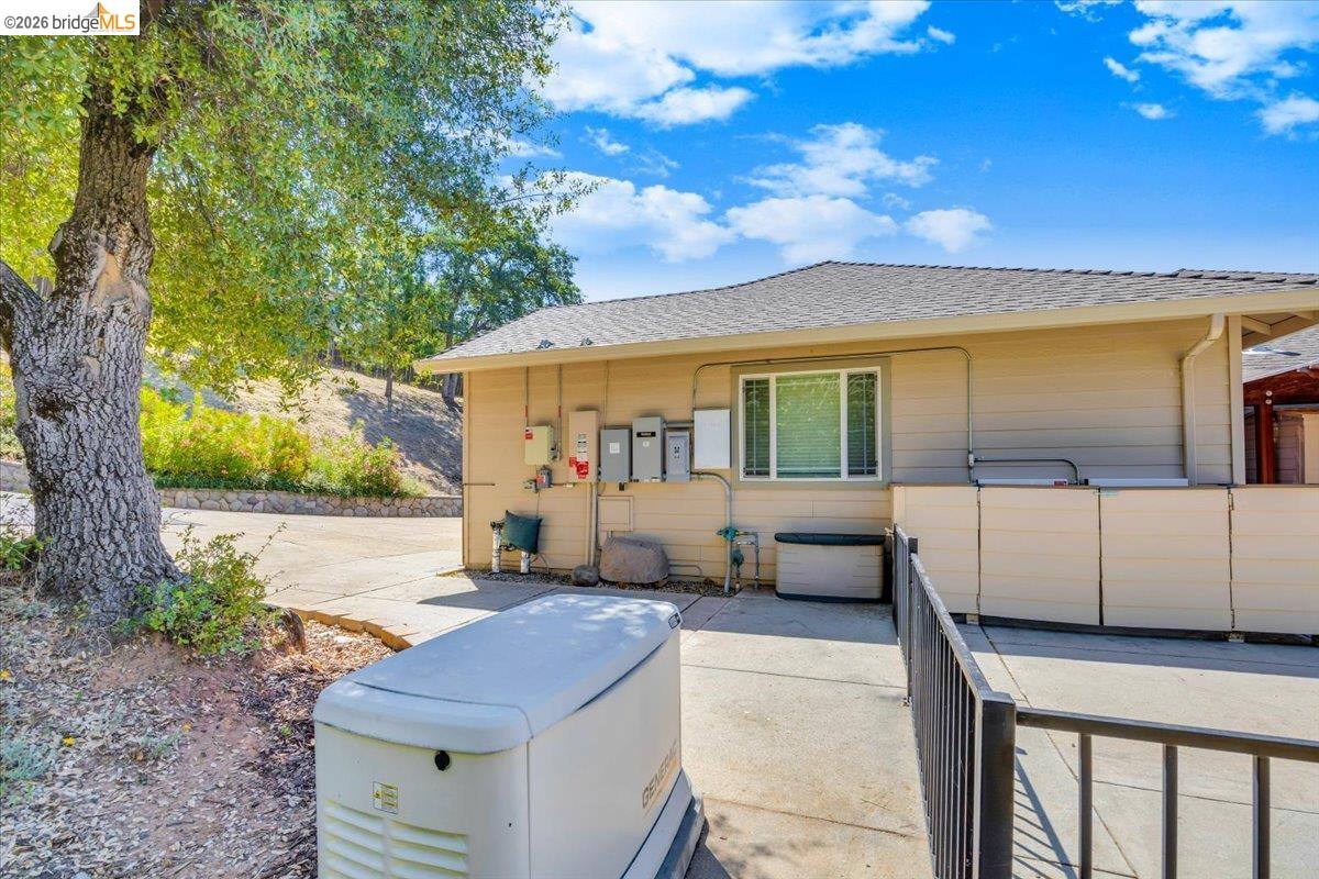 20414 Starr King Dr