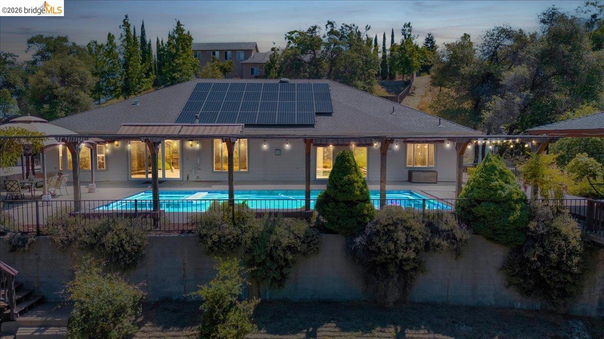 20414 Starr King Dr
