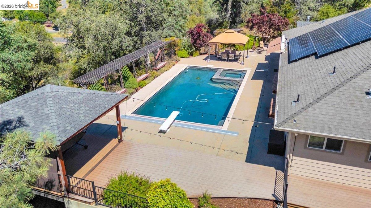 20414 Starr King Dr