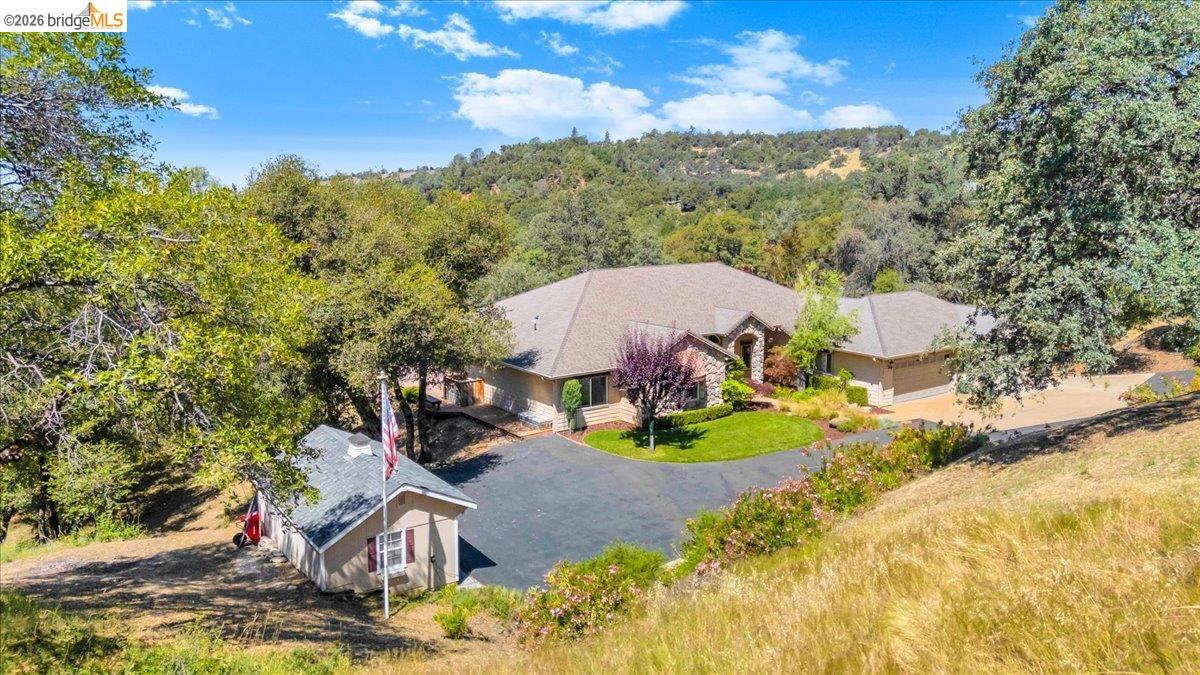 20414 Starr King Dr