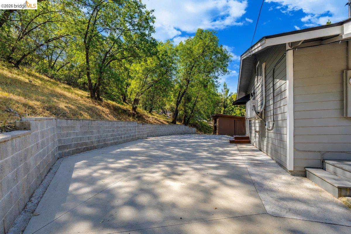 21639 Crystal Lake Dr
