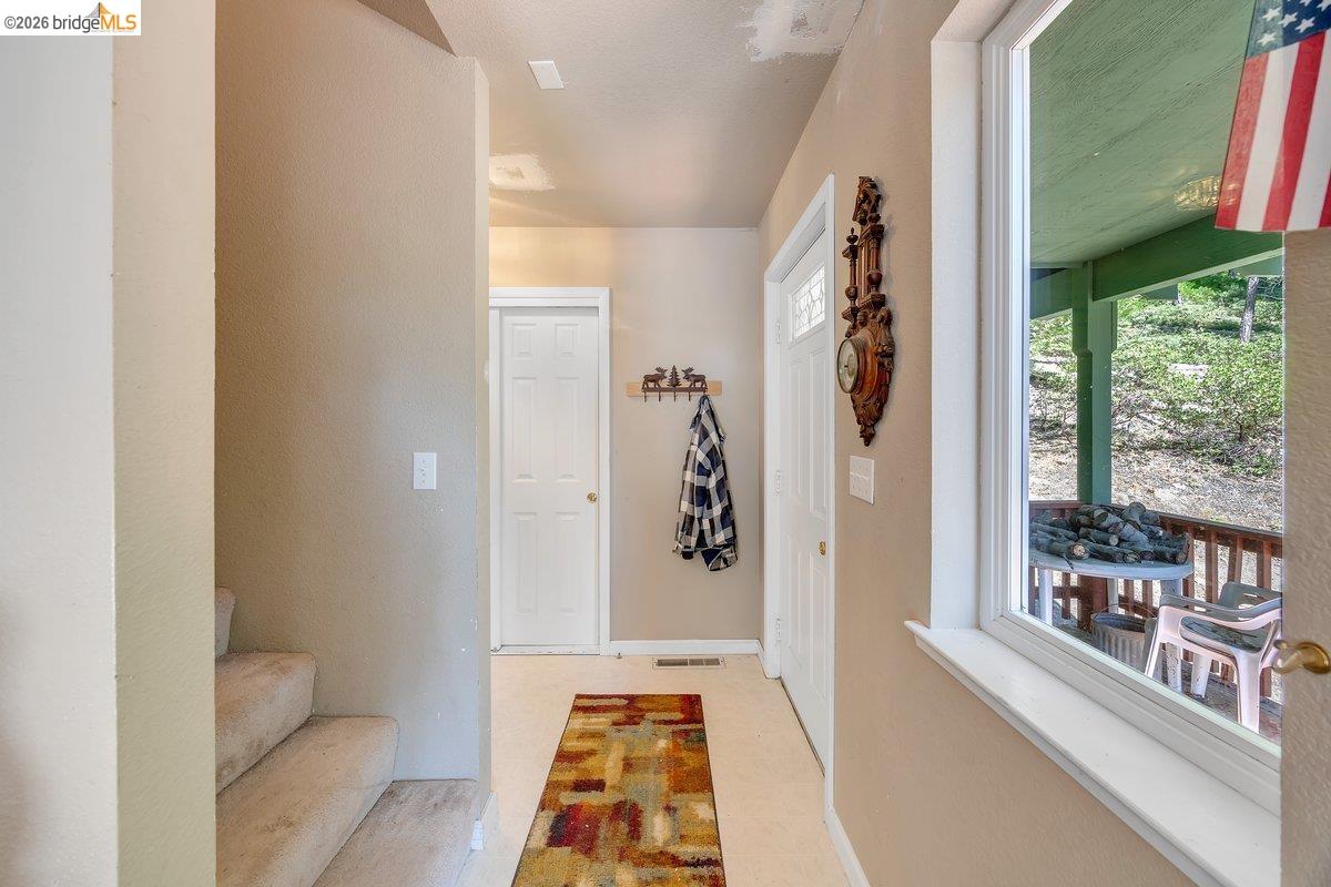 29338 Shasta Dr