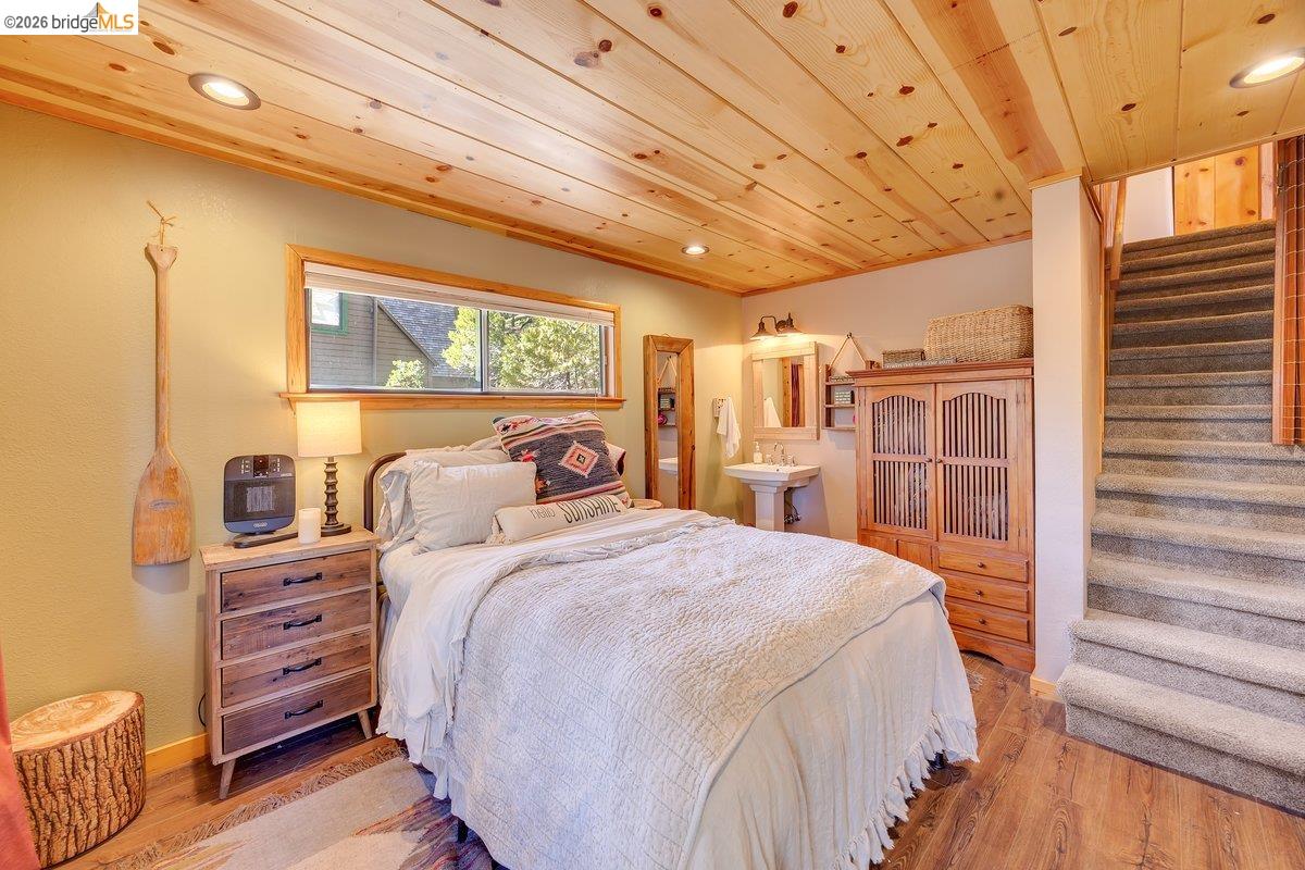 59 Granite Ln