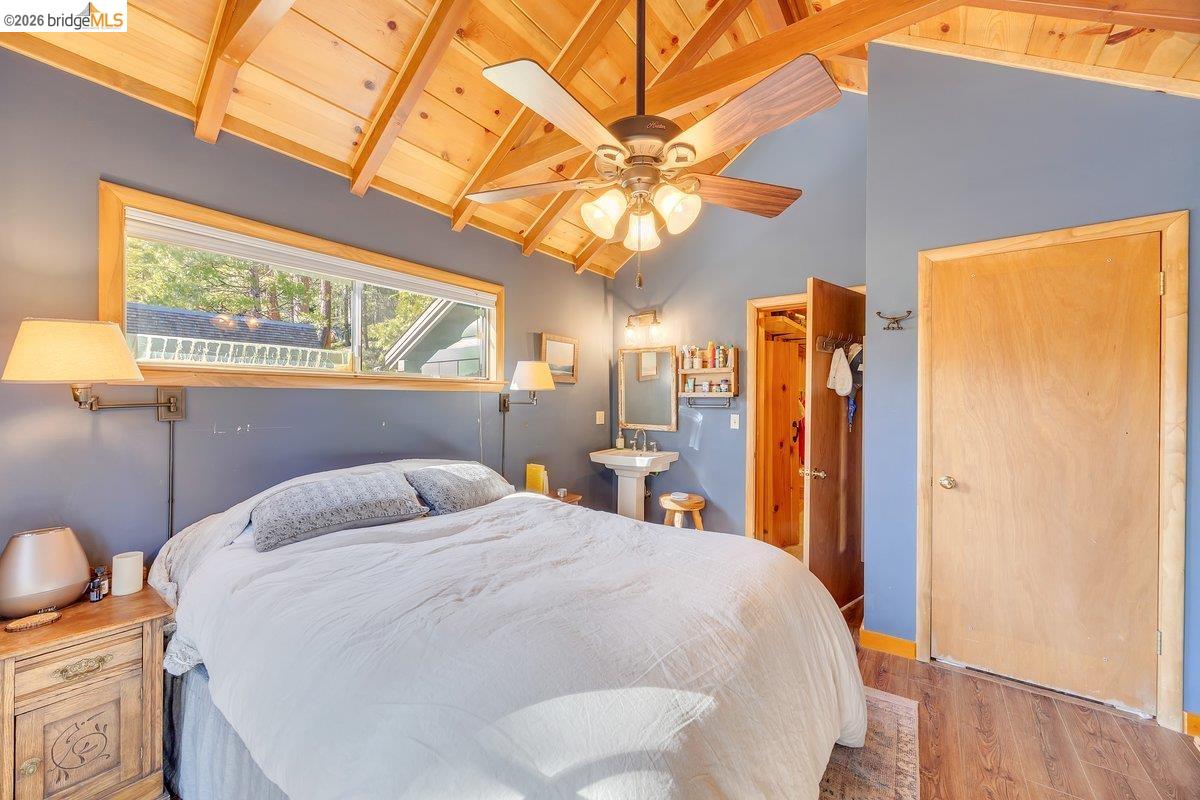 59 Granite Ln