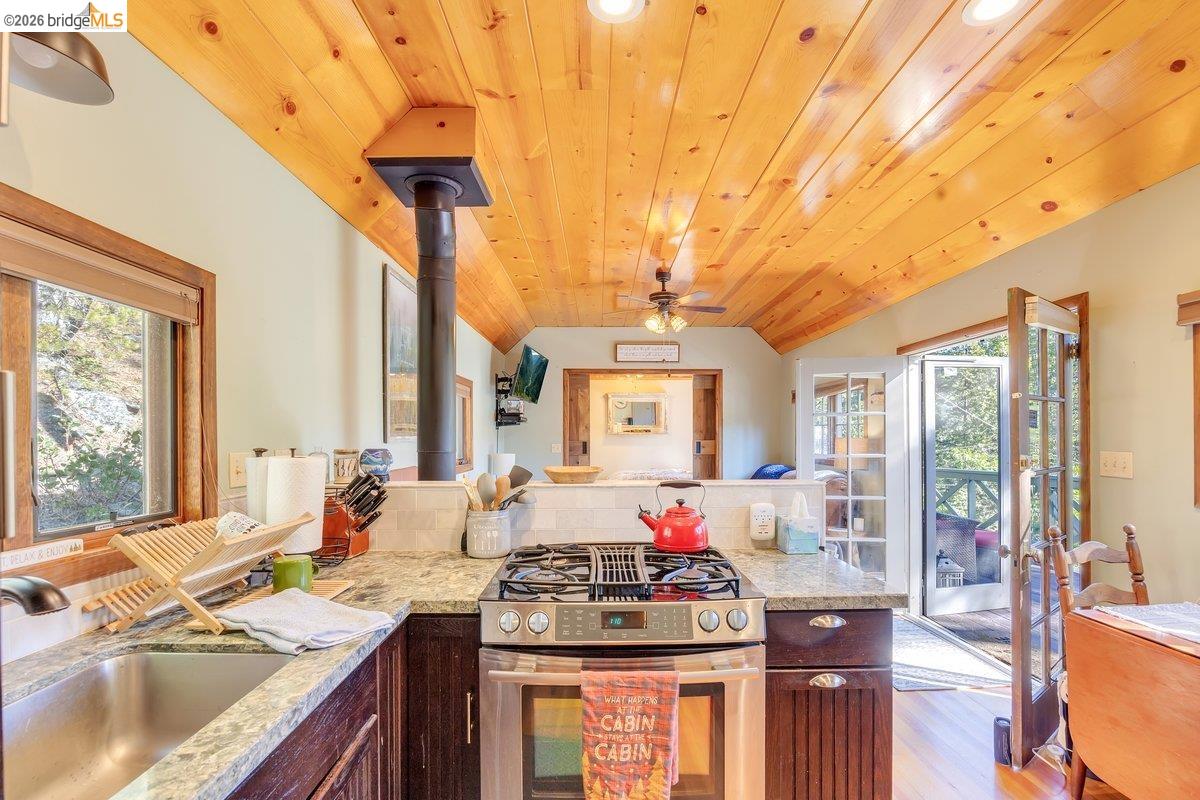 59 Granite Ln