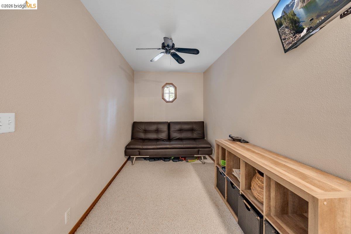 22499 Fireside Dr