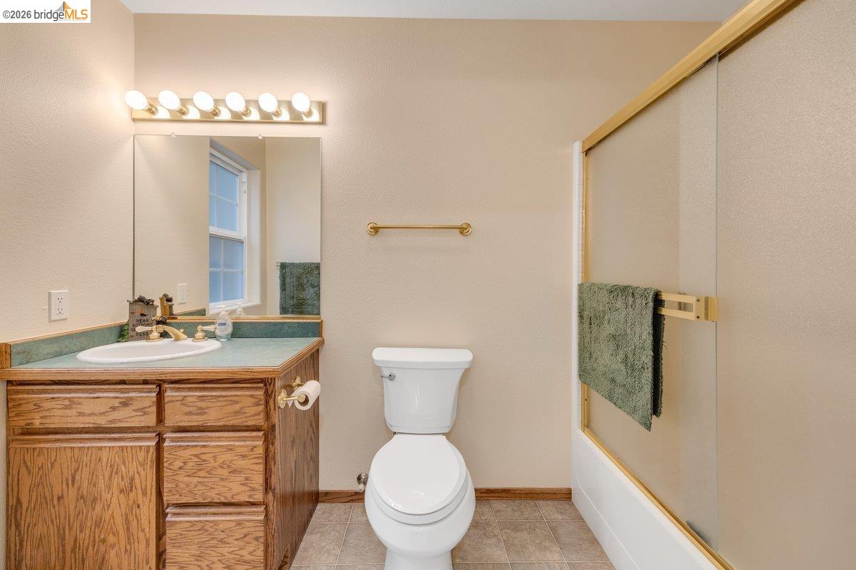 22499 Fireside Dr