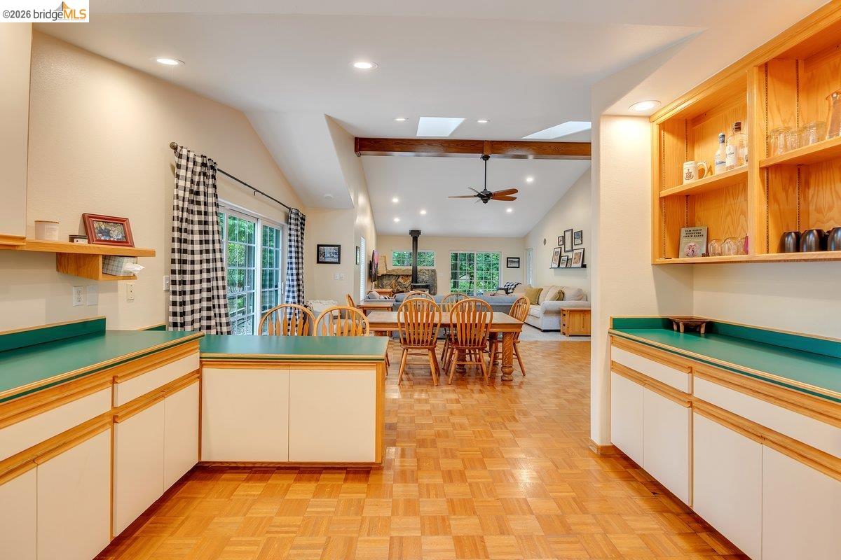 22499 Fireside Dr