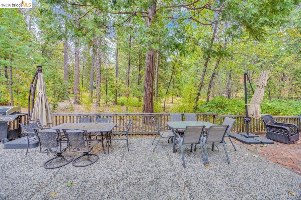 22499 Fireside Dr