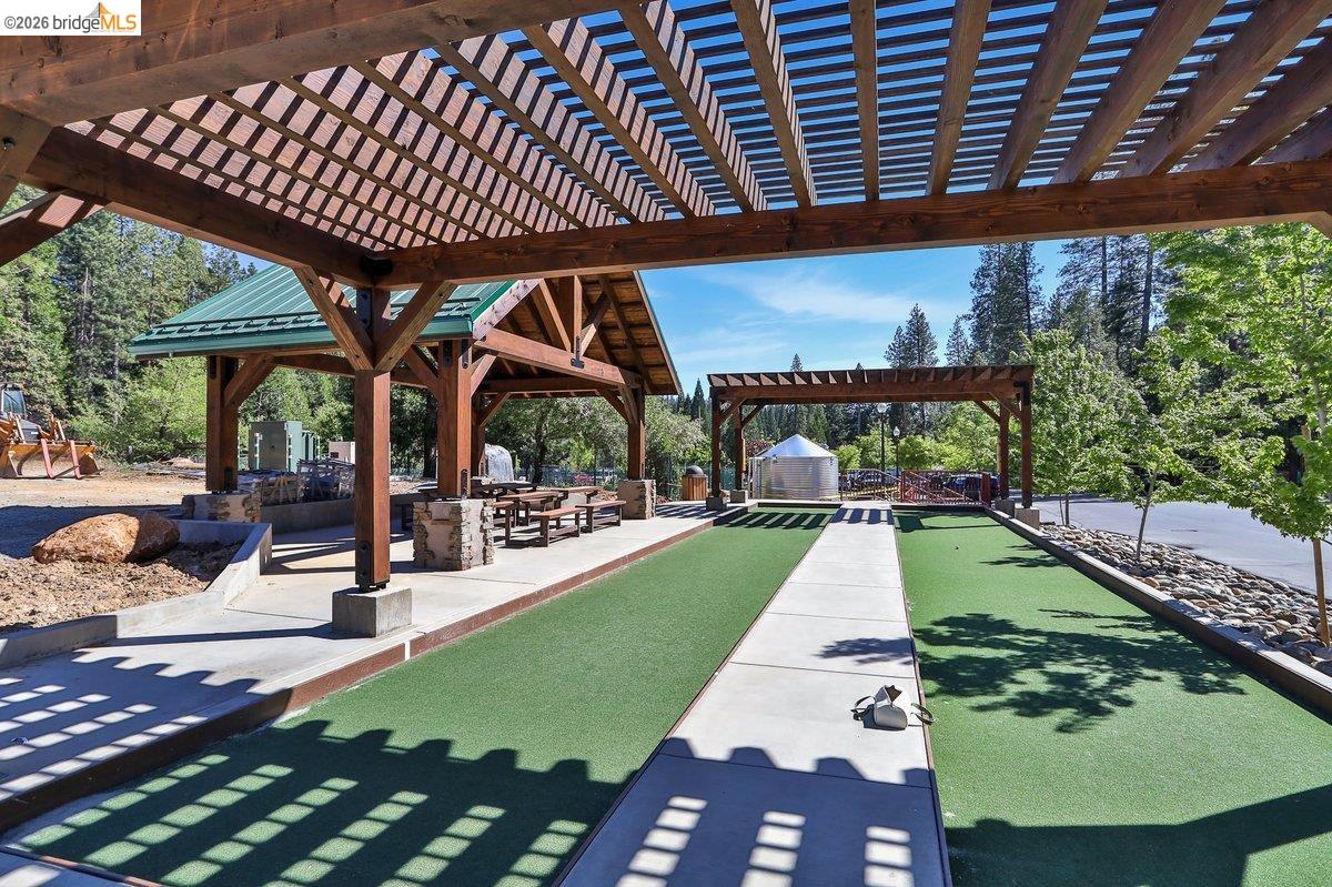 22499 Fireside Dr