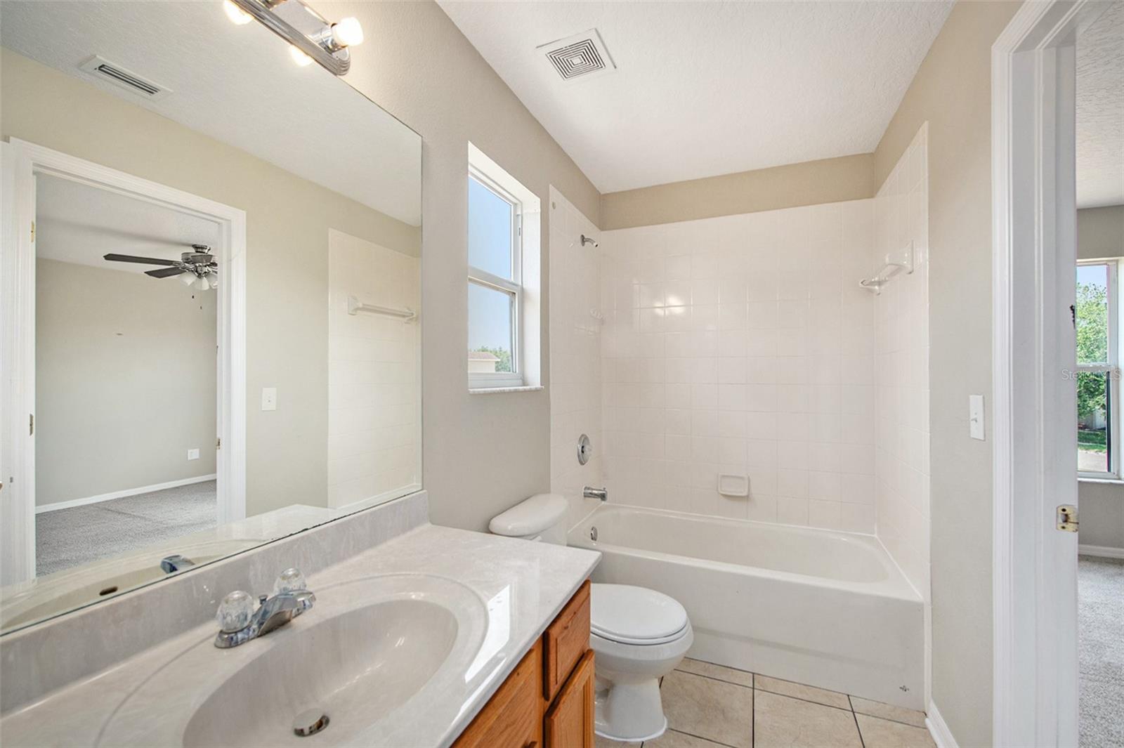 9635 BATON ROUGE LN
