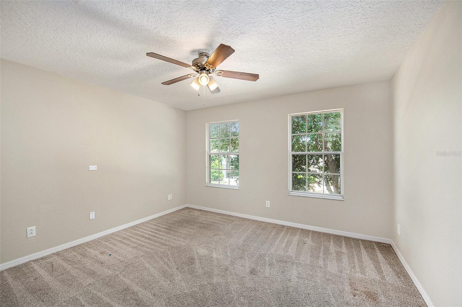9635 BATON ROUGE LN