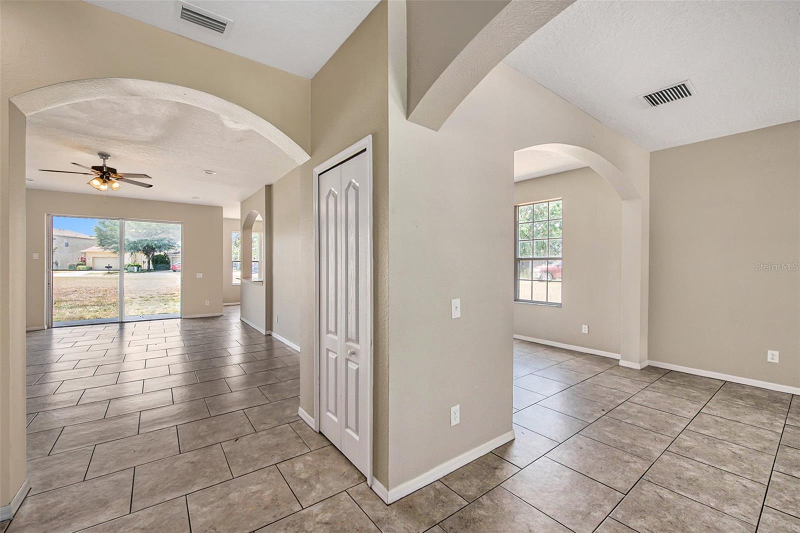 9635 BATON ROUGE LN