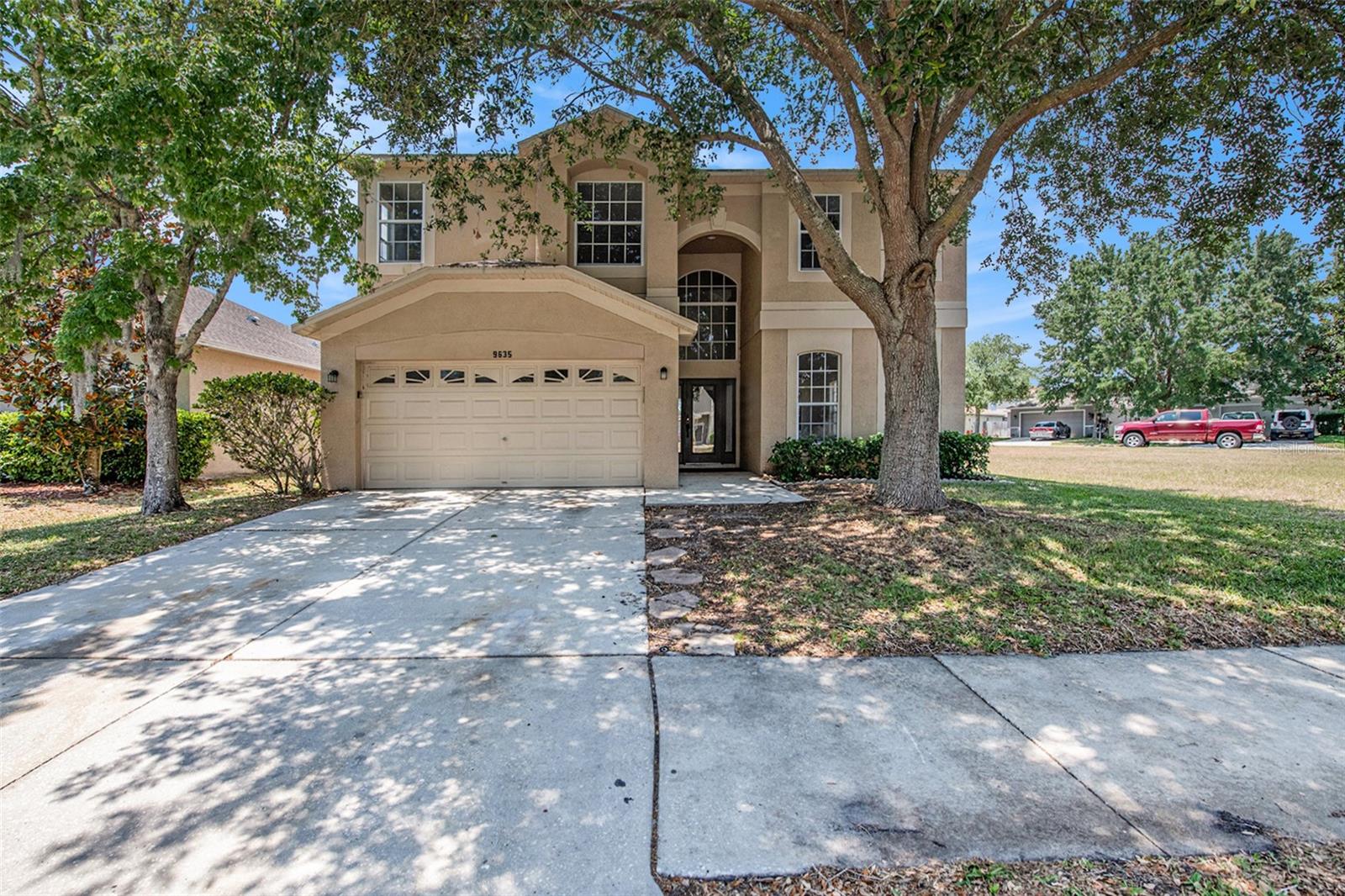 9635 BATON ROUGE LN